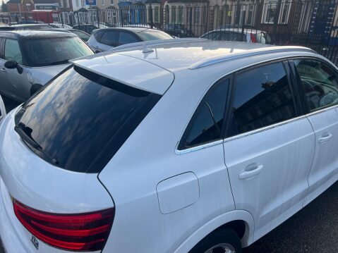 Audi Q3 2.0 TDI S line S Tronic quattro Euro 5 (s/s) 5dr 14