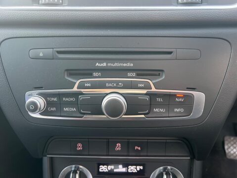 Audi Q3 2.0 TDI S line S Tronic quattro Euro 5 (s/s) 5dr 31