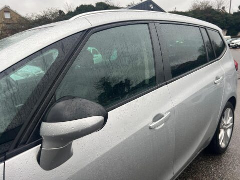 Vauxhall Zafira 1.4i Turbo SRi Nav Auto Euro 6 5dr 17