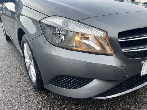Mercedes-Benz A Class 1.5 A180 CDI SE 7G-DCT Euro 5 (s/s) 5dr 13