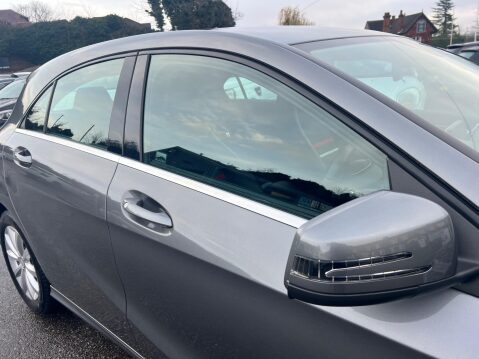 Mercedes-Benz A Class 1.5 A180 CDI SE 7G-DCT Euro 5 (s/s) 5dr 16