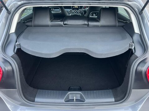 Mercedes-Benz A Class 1.5 A180 CDI SE 7G-DCT Euro 5 (s/s) 5dr 30