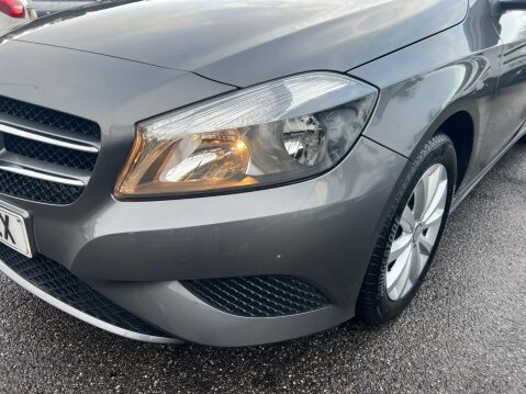 Mercedes-Benz A Class 1.5 A180 CDI SE 7G-DCT Euro 5 (s/s) 5dr 10