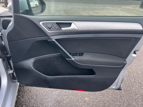 Volkswagen Golf 1.0 TSI Match BlueMotion DSG Euro 6 (s/s) 5dr 23