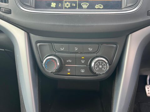 Vauxhall Zafira 1.4i Turbo SRi Nav Euro 6 5dr 27