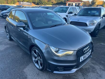 Audi A1 1.4 TFSI CoD Black Edition S Tronic Euro 5 (s/s) 3dr