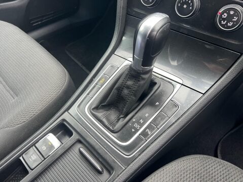 Volkswagen Golf 1.0 TSI SE DSG Euro 6 (s/s) 5dr 29