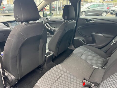 Vauxhall Astra 1.4i Design Euro 6 5dr 26