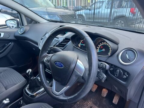 Ford Fiesta 1.0 Zetec Euro 5 (s/s) 5dr 19
