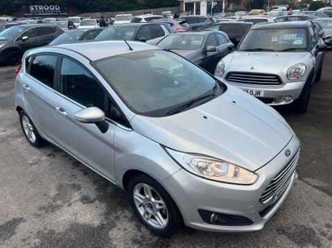 Ford Fiesta 1.0 Zetec Euro 5 (s/s) 5dr 8