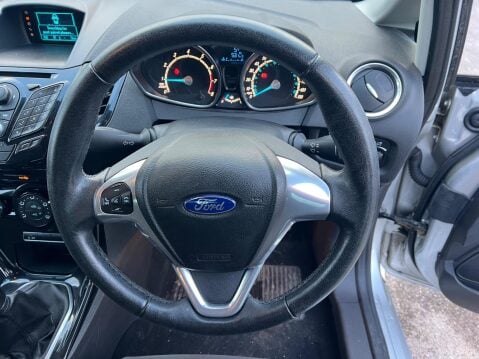 Ford Fiesta 1.0 Zetec Euro 5 (s/s) 5dr 20