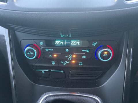 Ford C-Max 1.0T EcoBoost GPF Titanium Euro 6 (s/s) 5dr 31