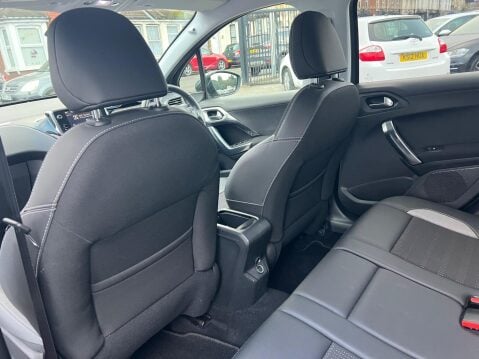 Peugeot 2008 1.2 PureTech Allure Euro 6 5dr 26
