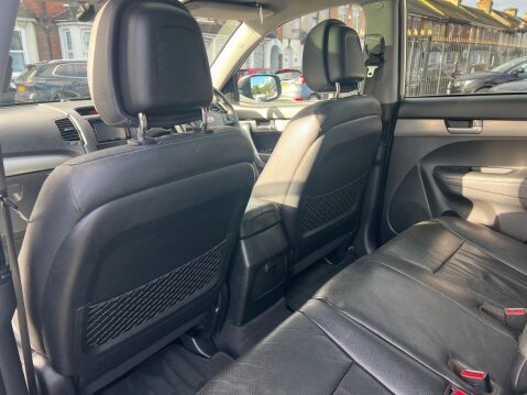 Kia Sorento 2.2 CRDi KX-3 Auto AWD Euro 5 5dr (SNav) 27
