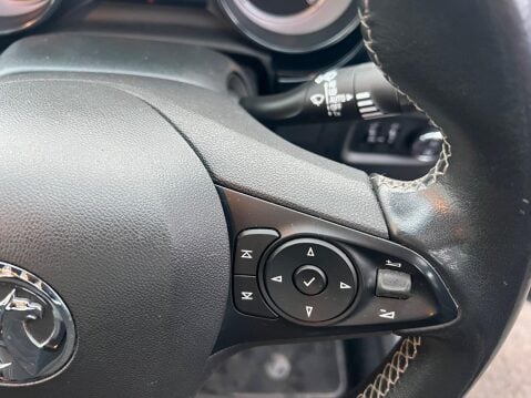 Vauxhall Astra 1.4i Turbo SRi Nav Euro 6 5dr 17