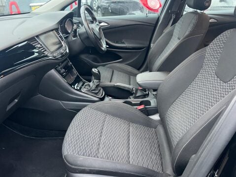 Vauxhall Astra 1.4i Turbo SRi Nav Euro 6 5dr 20