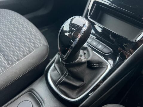 Vauxhall Astra 1.4i Turbo SRi Nav Euro 6 5dr 28