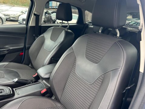 Ford Focus 1.5T EcoBoost Titanium X Auto Euro 6 (s/s) 5dr 27