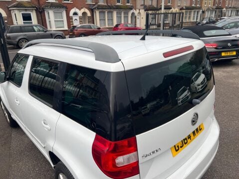 Skoda Yeti 1.2 TSI Elegance DSG Euro 5 5dr 13