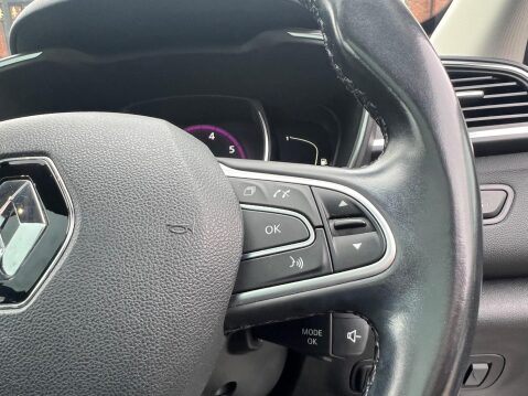 Renault Kadjar 1.2 TCe Signature Nav EDC Euro 6 (s/s) 5dr 21