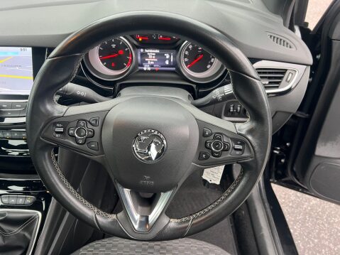 Vauxhall Astra 1.4i Turbo SRi Nav Euro 6 5dr 17