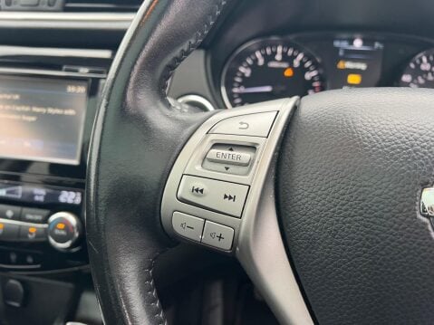 Nissan Qashqai 1.2 DIG-T N-Connecta 2WD Euro 6 (s/s) 5dr 20