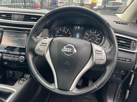 Nissan Qashqai 1.2 DIG-T N-Connecta 2WD Euro 6 (s/s) 5dr 19