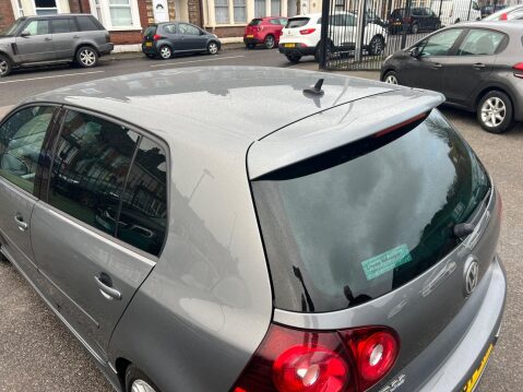 Volkswagen Golf 3.2 V6 R32 DSG 4Motion 5dr 16