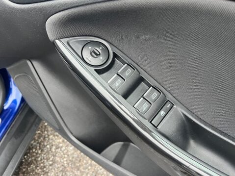 Ford Focus 1.0T EcoBoost Titanium Euro 6 (s/s) 5dr 30