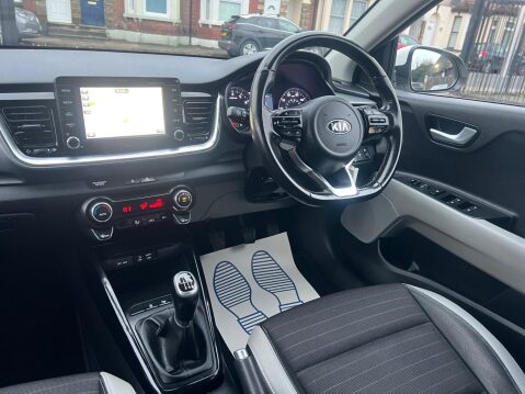 Kia Stonic 1.0 T-GDi 3 Euro 6 (s/s) 5dr 23