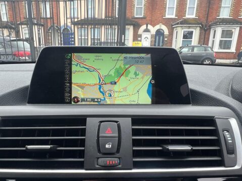 BMW 1 Series 1.5 118i Sport Euro 6 (s/s) 5dr 28