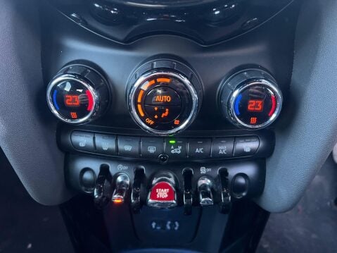 Mini Hatch 1.5 Cooper Euro 6 (s/s) 5dr 30