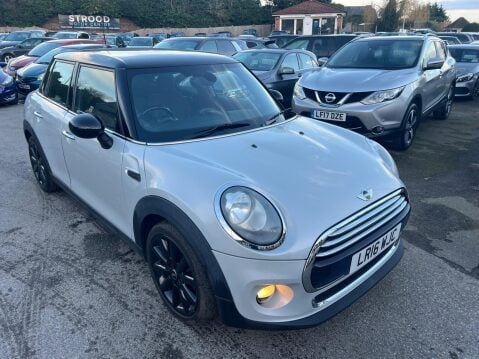 Mini Hatch 1.5 Cooper Euro 6 (s/s) 5dr 1