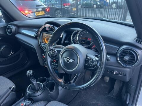 Mini Hatch 1.5 Cooper Euro 6 (s/s) 5dr 18