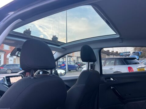 Peugeot 208 1.2 PureTech Tech Edition Euro 6 (s/s) 5dr 33