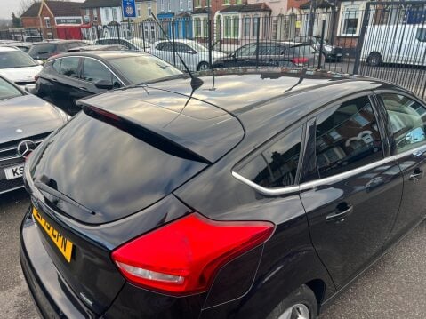 Ford Focus 1.0T EcoBoost Titanium Euro 6 (s/s) 5dr 14