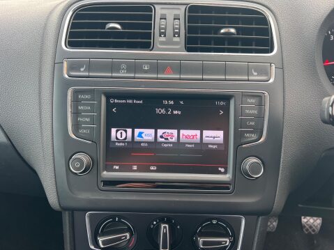 Volkswagen Polo 1.0 BlueMotion Tech SE Euro 6 (s/s) 5dr 22