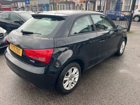 Audi A1 1.2 TFSI SE Euro 5 (s/s) 3dr 6