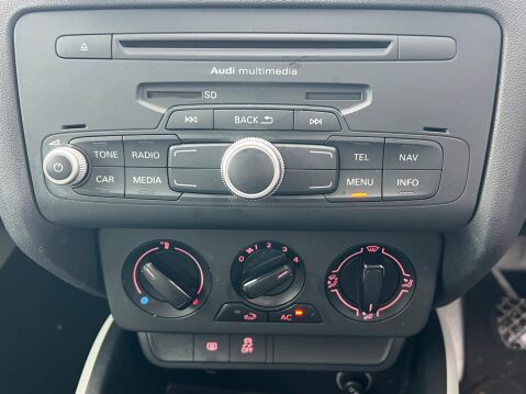 Audi A1 1.2 TFSI SE Euro 5 (s/s) 3dr 21