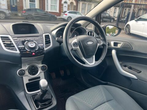 Ford Fiesta 1.4 Titanium 5dr 20