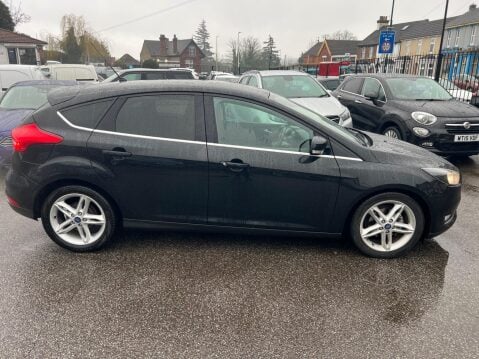 Ford Focus 1.0T EcoBoost Titanium Euro 6 (s/s) 5dr 7