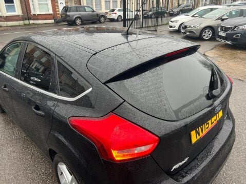Ford Focus 1.0T EcoBoost Titanium Euro 6 (s/s) 5dr 14