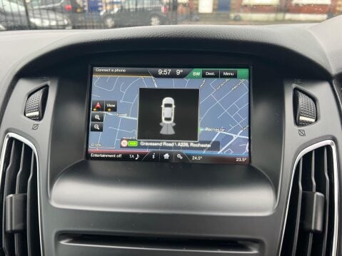 Ford Focus 1.0T EcoBoost Titanium Euro 6 (s/s) 5dr 27