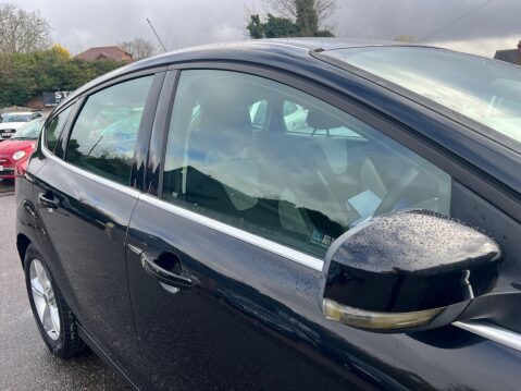 Ford Focus 1.0T EcoBoost Zetec Euro 5 (s/s) 5dr 14