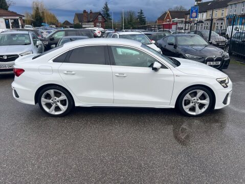 Audi A3 1.5 TFSI 35 S line S Tronic Euro 6 (s/s) 4dr 7