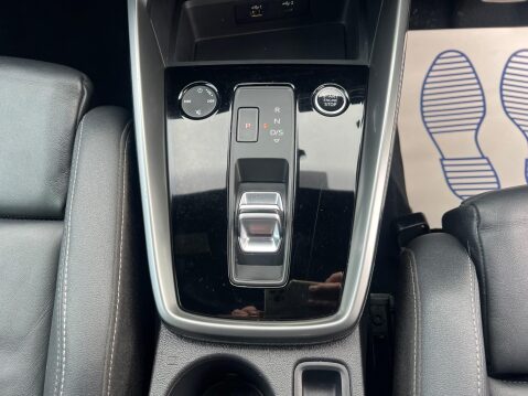 Audi A3 1.5 TFSI 35 S line S Tronic Euro 6 (s/s) 4dr 40