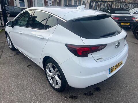 Vauxhall Astra 1.0i Turbo ecoFLEX SRi Nav Euro 6 (s/s) 5dr 4