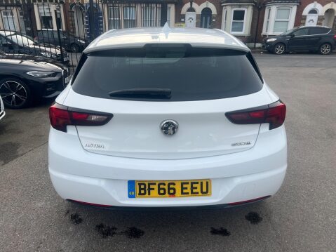 Vauxhall Astra 1.0i Turbo ecoFLEX SRi Nav Euro 6 (s/s) 5dr 5