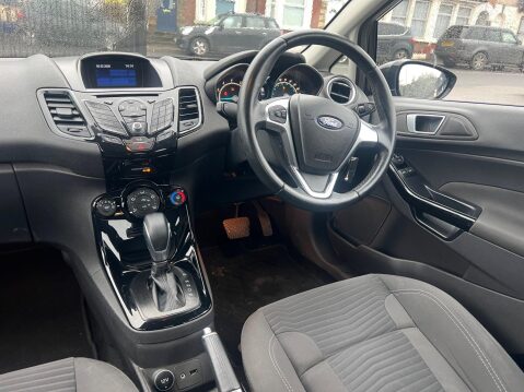 Ford Fiesta 1.0T EcoBoost Zetec Powershift Euro 6 5dr 17
