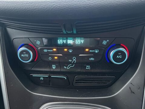 Ford Kuga 1.5T EcoBoost Zetec Auto AWD Euro 6 (s/s) 5dr 31